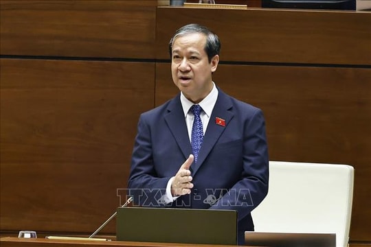 Giải pháp trong phát triển chương trình và phương thức tổ chức đào tạo mới