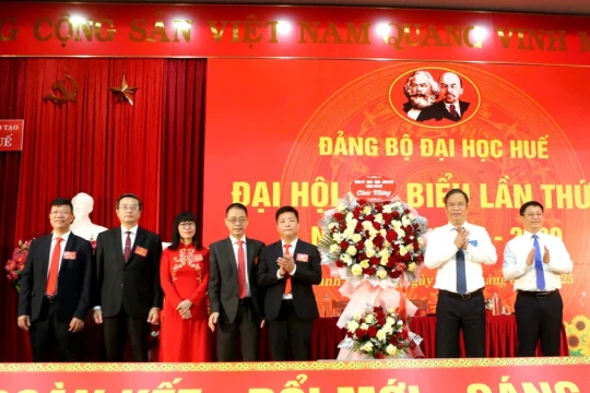 Quyết tâm xây dựng Đại học Huế thành Đại học Quốc gia trong nhiệm kỳ mới