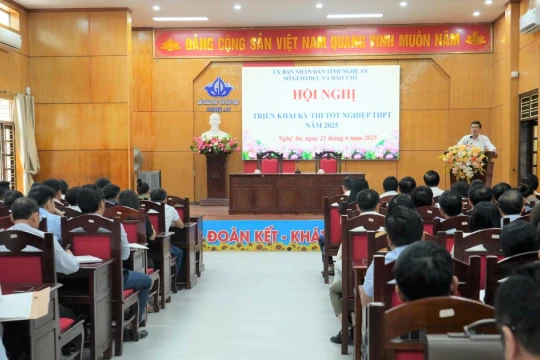 Nghệ An: Nghiêm túc, đúng quy chế và nhân văn trong coi thi tốt nghiệp THPT