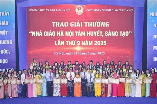 Tôn vinh 153 nhà giáo Hà Nội tâm huyết, sáng tạo