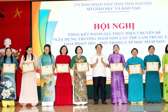 Lấy trẻ làm trung tâm, xây dựng trường mầm non hạnh phúc