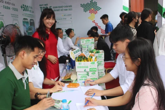 Gần 3.000 cơ hội việc làm cho sinh viên tại ngày hội tuyển dụng
