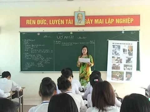 Dứt khoát từ bỏ tư duy "không quản được thì cấm" trong giáo dục