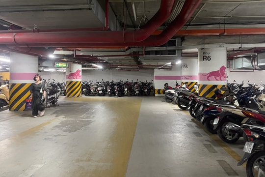 Hầm để xe rộng hơn một phường ở Hà Nội, nằm dưới khu đô thị của Vinhomes