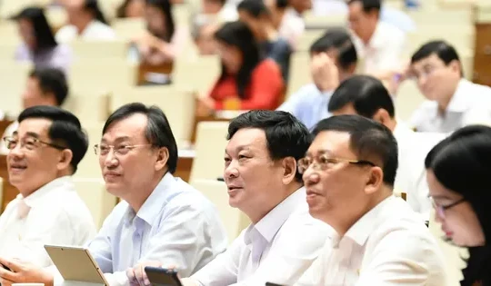 Bổ sung nhiều quy định mới đối với cán bộ, công chức