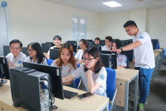Xây dựng giải pháp đột phá nâng cao chất lượng nguồn nhân lực pháp luật