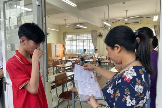 Những điều quan trọng khi làm thủ tục dự thi tốt nghiệp THPT 2025
