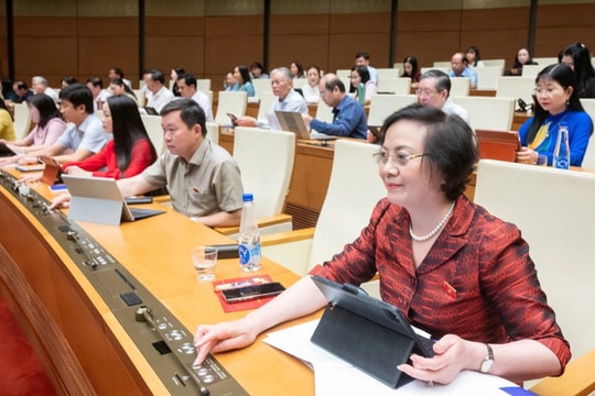 Cách tính lương thưởng mới với công chức, chấm dứt thời "làm ít hưởng nhiều"