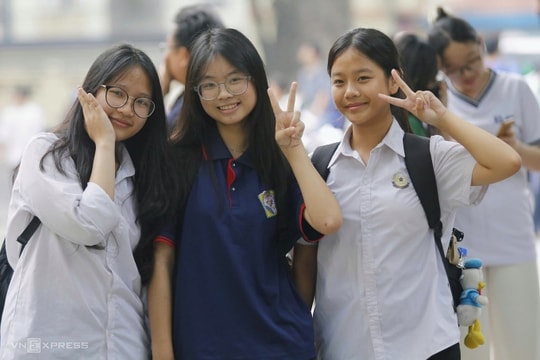 Top 10 thí sinh điểm cao nhất kỳ thi lớp 10 THPT chuyên Sư phạm