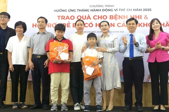 Hơn 1.000 phần quà đến với bệnh nhi và trẻ em có người thân hiến tạng