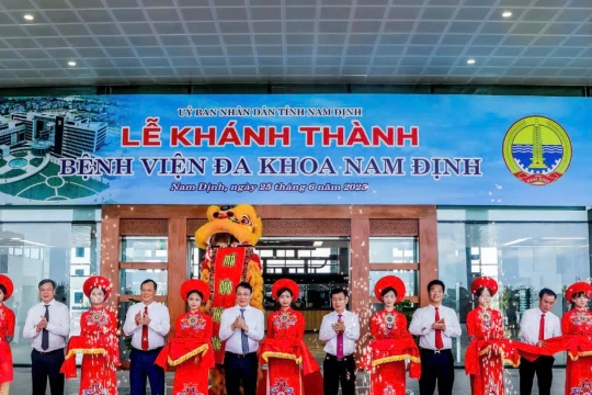 Khánh thành bệnh viện 700 giường bệnh sau 18 năm xây dựng ở Nam Định
