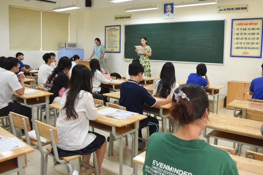 Sáng nay, hơn 1,1 triệu học sinh cả nước bước vào kỳ thi tốt nghiệp THPT 2025
