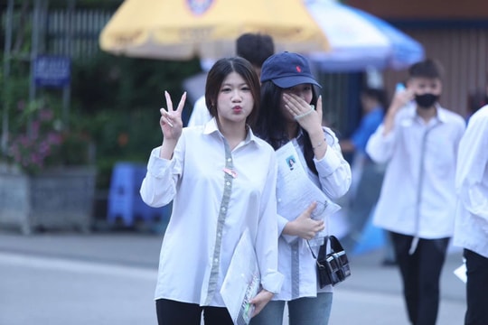 Gợi ý đáp án đề thi môn Văn tốt nghiệp THPT 2025 theo chương trình cũ chi tiết nhất