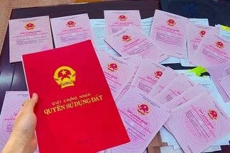 Khi sang tên sổ đỏ, người dân cần nhớ thời điểm này để không bị phạt tiền