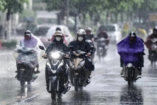 Dự báo thời tiết ngày 27/6: Miền Bắc có mưa to, Thanh Hóa đến Huế nắng nóng gay gắt