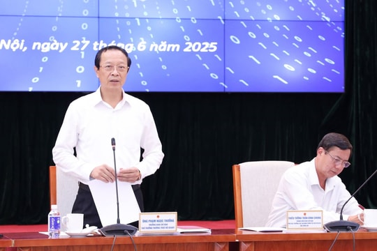 Năm 2027 sẽ thí điểm thi tốt nghiệp THPT trên máy tính