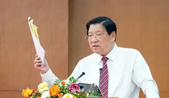 Trưởng Ban Nội chính Trung ương: Cán bộ phải xóa bỏ tư tưởng "sáng cắp ô đi, chiều cắp ô về"