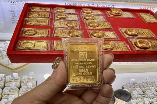 Giá vàng hôm nay 1/7 đồng loạt tăng 300 ngàn đồng/lượng, thế giới tăng mạnh