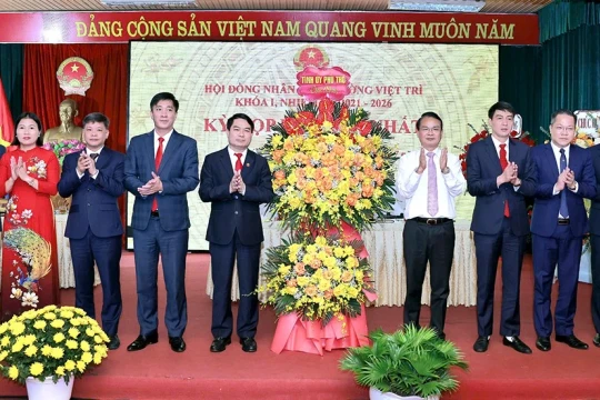 Kiện toàn bộ máy chính quyền cơ sở mới tại Phú Thọ