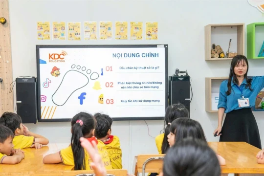 Hình thành năng lực số cho học sinh từ giáo dục kỹ năng công dân số