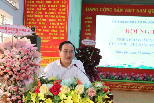 Chủ tịch UBND phường ở Đắk Lắk mở 'đường dây nóng' liên quan lĩnh vực giáo dục