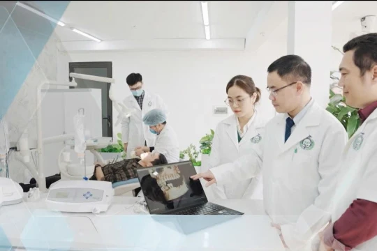 ĐHQGHN triển khai thí điểm chương trình Giáo sư thỉnh giảng
