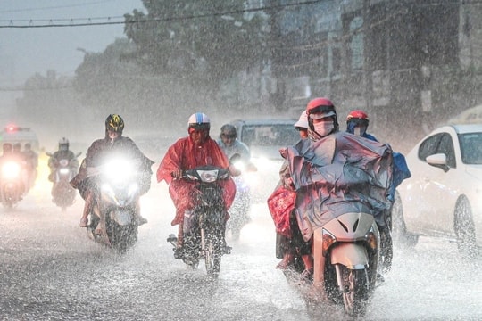 Đêm nay và ngày mai, nhiều nơi mưa to