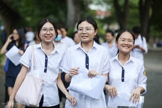 Điểm chuẩn lớp 10 chuyên ở Hà Nội cao nhất 42,75