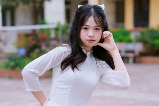 Nữ sinh trường làng là thủ khoa thi lớp 10 Hà Nội