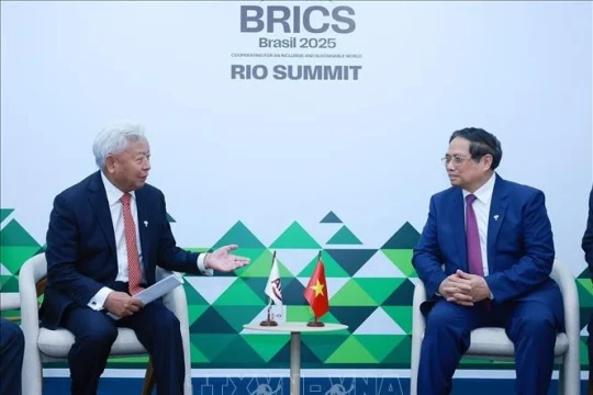 Thủ tướng Phạm Minh Chính đề nghị AIIB hỗ trợ các dự án phát triển hạ tầng Việt Nam