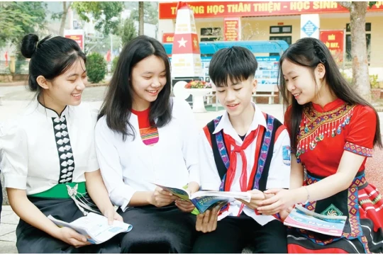 Ngành Giáo dục Phú Thọ chăm lo học sinh vùng đồng bào dân tộc thiểu số