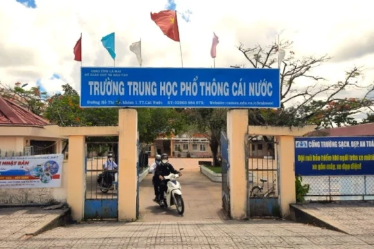 Kiến nghị xử lý trách nhiệm Hiệu trưởng Trường THPT Cái Nước ở Cà Mau
