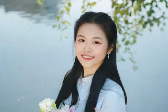 Cô gái duy nhất tốt nghiệp Sư phạm Hà Nội với điểm tuyệt đối