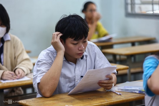 Đề thi Toán tốt nghiệp THPT 'dài dòng'