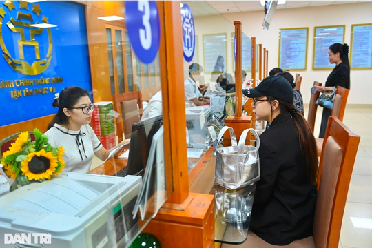 Bộ Nội vụ hướng dẫn chi trả tiền lương, phụ cấp cho công chức sau sắp xếp