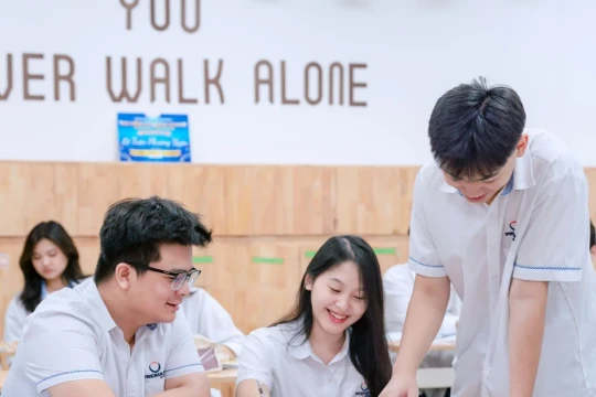 Đề thi tốt nghiệp THPT yêu cầu thay đổi phương pháp dạy và học tiếng Anh
