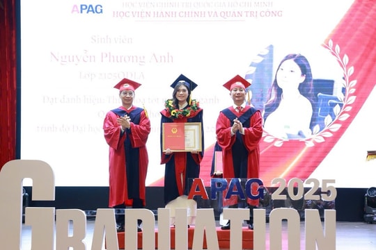 Thế hệ sinh viên đặc biệt “4 năm 3 trường” chính thức tốt nghiệp