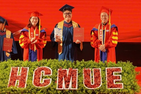 9% sinh viên tốt nghiệp xuất sắc Đại học Sư phạm TP HCM