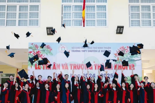 Tạo đà cho giáo dục Khánh Hòa phát triển