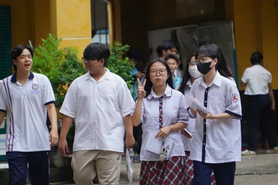TPHCM đạt nhiều điểm 10 nhất ở môn Vật lí, Sinh học
