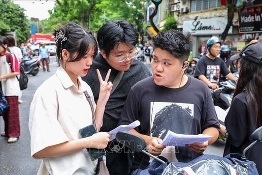 Những con số đáng chú ý trong phổ điểm thi tốt nghiệp Trung học Phổ thông 2025