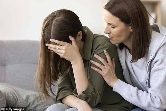 Bí quyết nuôi dạy con tuổi teen: Đừng nói chuyện nghiêm túc trước 9h tối