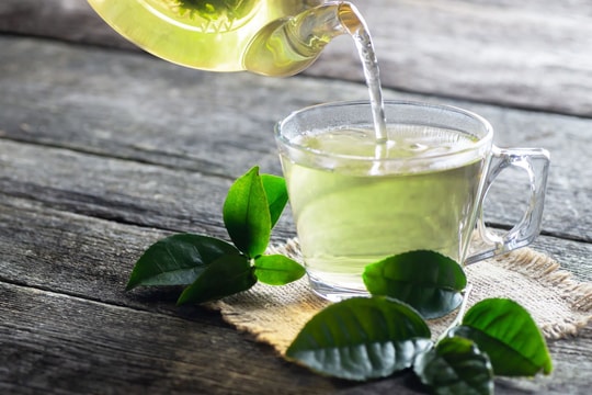 Thời điểm uống trà xanh tốt nhất trong ngày