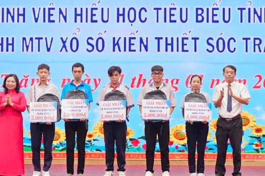 Xổ số Sóc Trăng đồng hành cùng học sinh nghèo