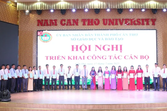 Sở GD&ĐT TP Cần Thơ kiện toàn công tác cán bộ các đơn vị trực thuộc