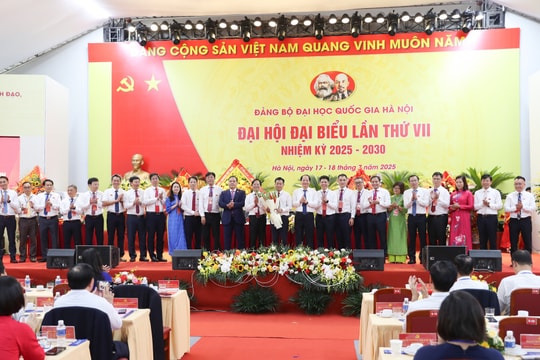 Đại học Quốc gia Hà Nội hằng năm cung cấp gần 10.000 cử nhân