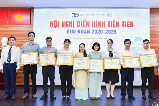 Nhiều nhà khoa học được vinh danh điển hình tiên tiến giai đoạn 2020–2025