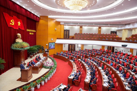 Trung ương thảo luận số lượng đại biểu dự Đại hội Đảng 14