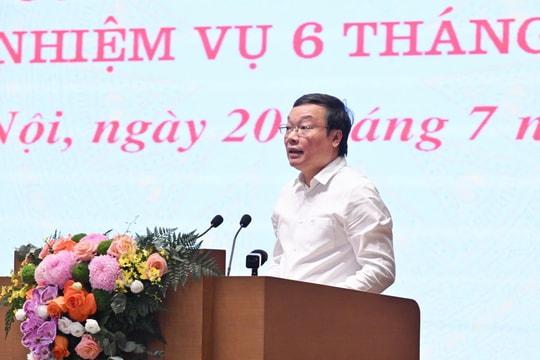 Tinh gọn bộ máy, đẩy mạnh phân cấp, tăng tốc cải cách hành chính