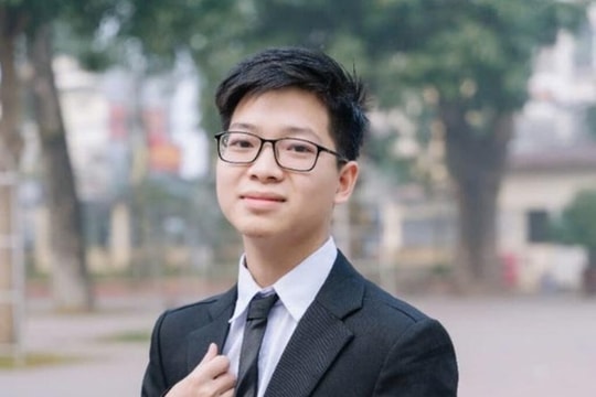 Tính cách thủ khoa khối A00 đến từ trường làng Hà Nội trong mắt bạn bè